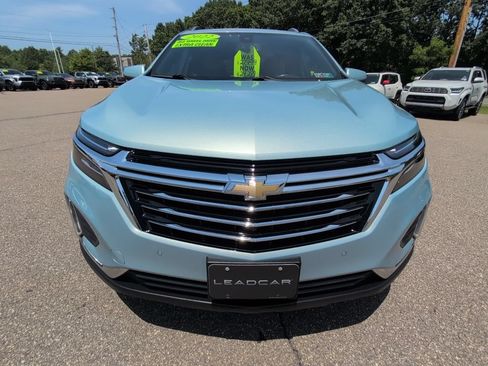 Used 2022 Chevrolet Equinox Premier AWD/4WD image 11