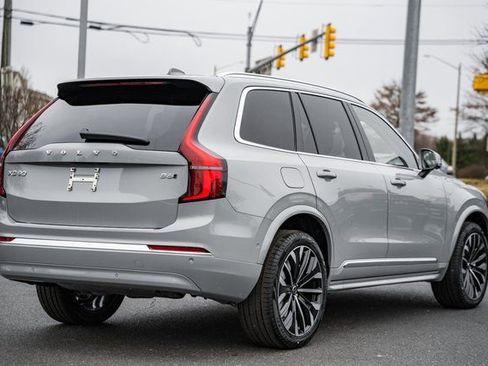 New 2026 Volvo XC90 B6 Plus w/ Protection Package Premier image 4