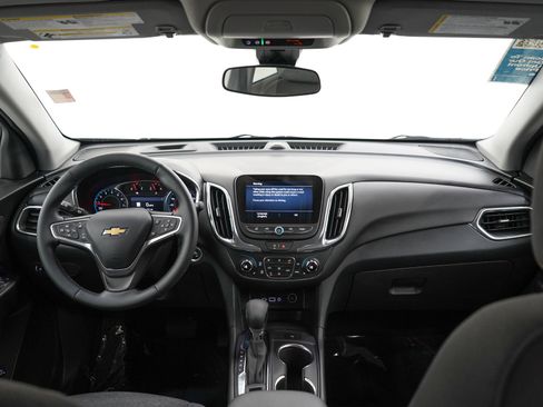 Used 2023 Chevrolet Equinox LT AWD/4WD image 13