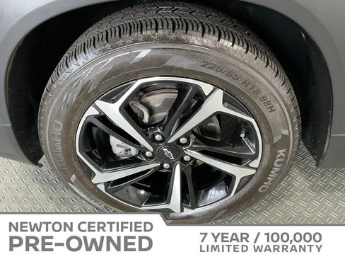 Used 2023 Chevrolet TrailBlazer RS w/ Sun and Liftgate Package FWD image 53