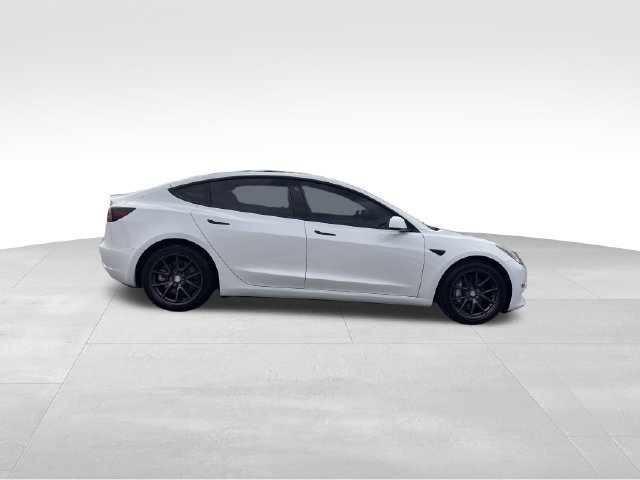 Used 2021 Tesla Model 3 Standard Range Plus RWD image 6