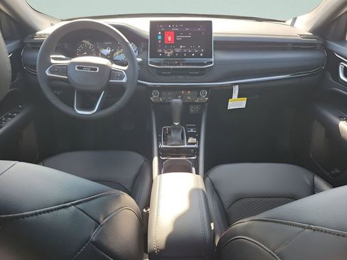 New 2026 Jeep Compass Latitude AWD/4WD image 24