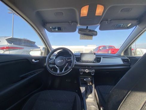 Used 2022 Kia Rio LX FWD image 5