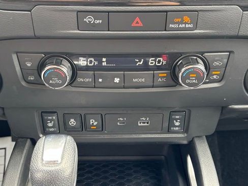 Used 2024 Nissan Frontier SL w/ Technology Package AWD/4WD image 28