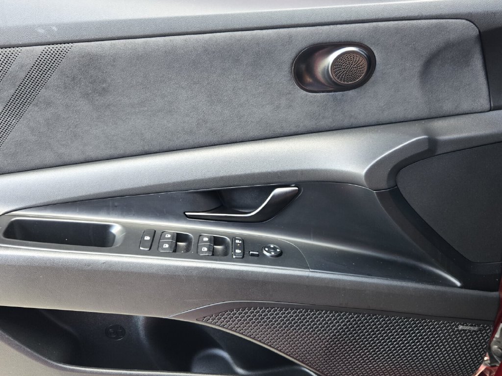 Certified 2024 Hyundai Elantra N FWD image 28