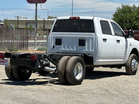 New 2025 RAM 3500 Tradesman w/ Chrome Appearance Group image 3