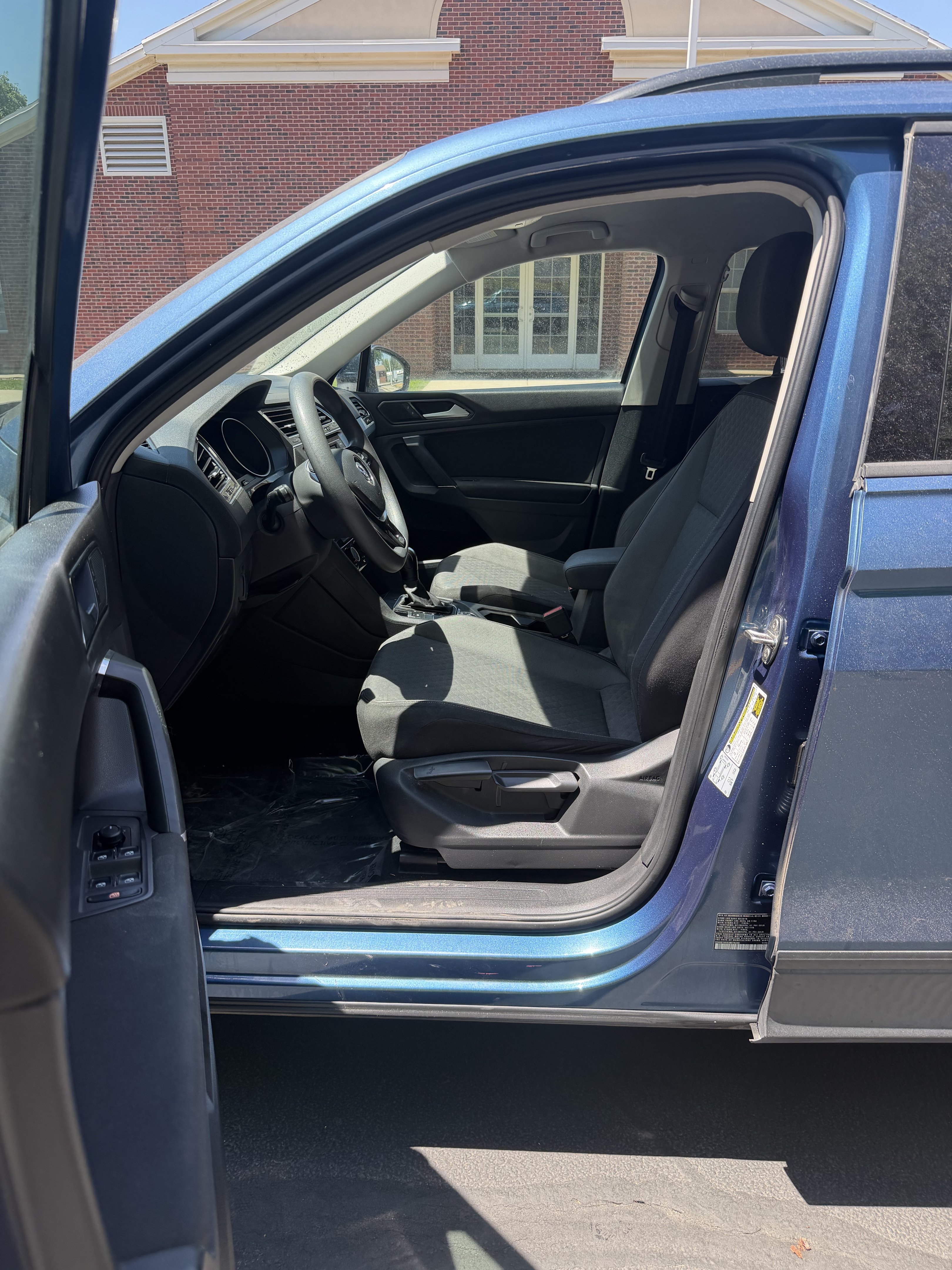 Used 2018 Volkswagen Tiguan S AWD/4WD image 10