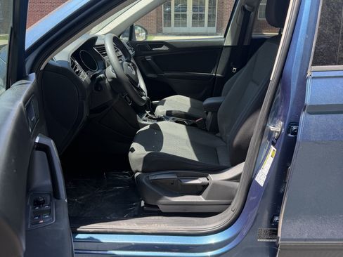 Used 2018 Volkswagen Tiguan S AWD/4WD image 10