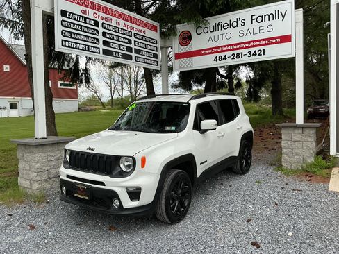 Used 2019 Jeep Renegade Altitude w/ Quick Order Package 2XM AWD/4WD image 1