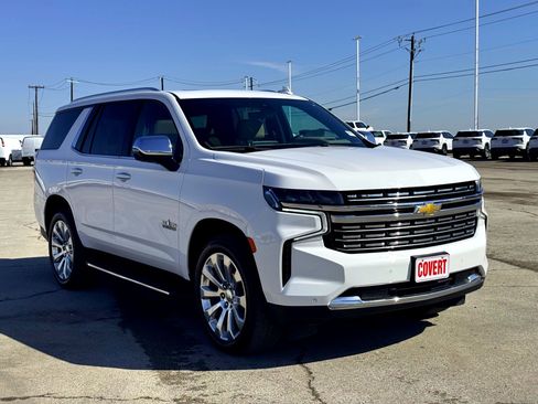 Used 2021 Chevrolet Tahoe Premier w/ Premium Package image 4
