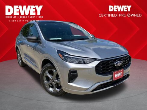 Used 2023 Ford Escape ST-Line w/ Tech Pack #1 AWD/4WD image 1