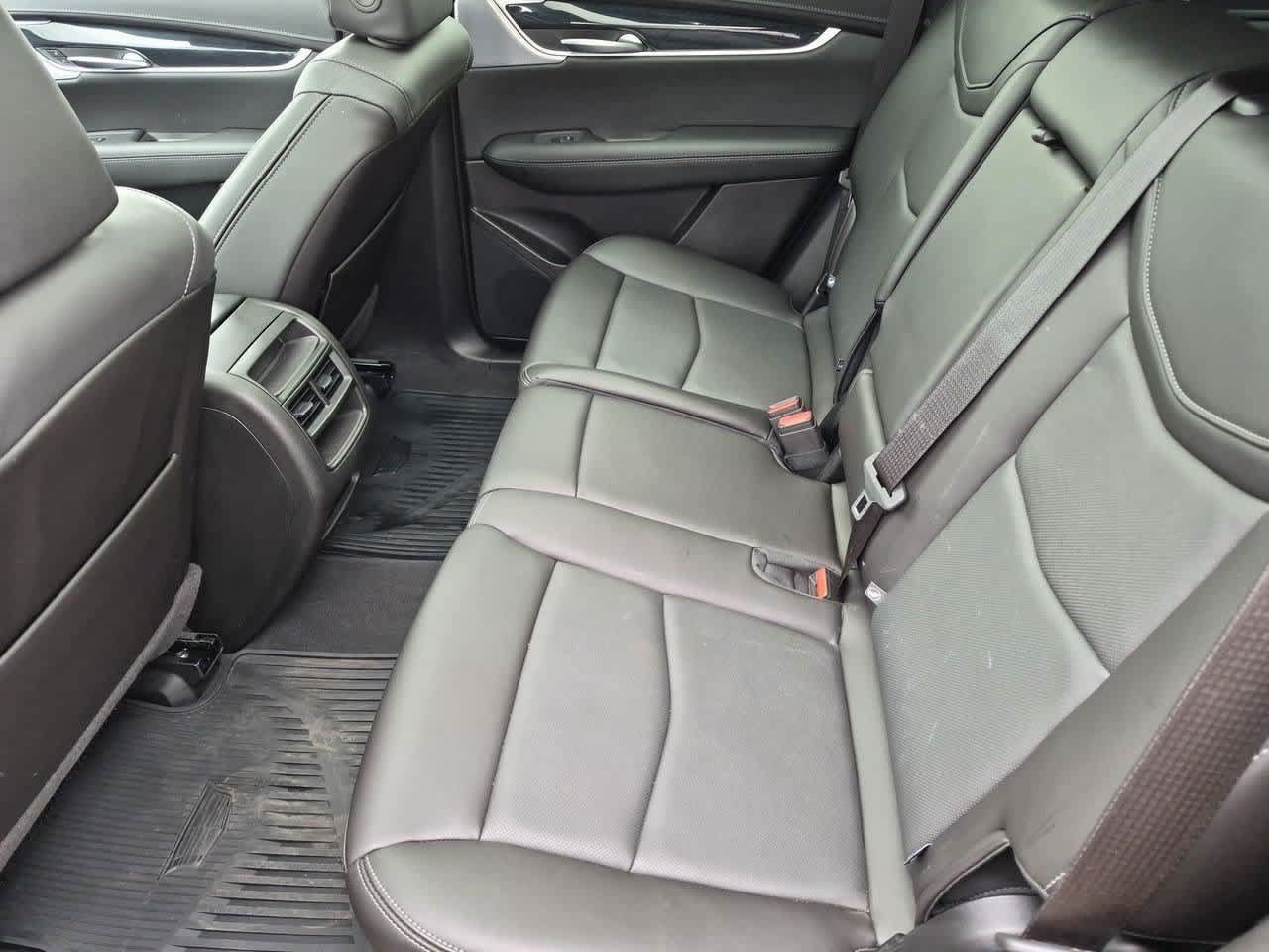 Used 2025 Cadillac XT5 Premium Luxury AWD/4WD image 20
