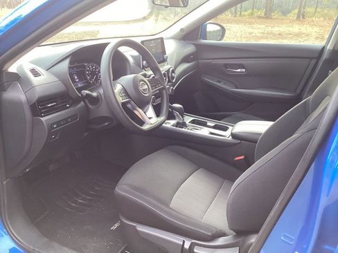 Used 2024 Nissan Sentra SV image 9