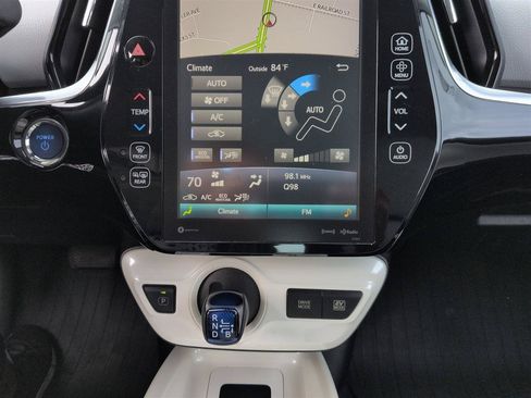 Used 2018 Toyota Prius Four w/ Advanced Technology Package FWD image 26