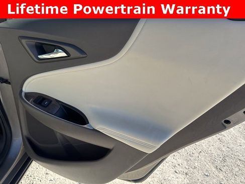 Used 2024 Chevrolet Malibu LT image 24