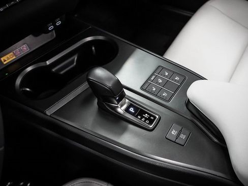 Certified 2025 Lexus UX 300h FWD image 17