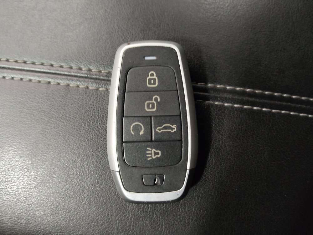 Used 2022 Nissan Sentra SV w/ All-Weather Package FWD image 32