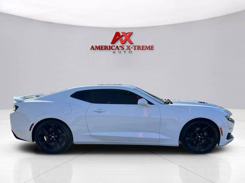 Used 2019 Chevrolet Camaro SS RWD image 7