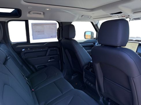 New 2026 Land Rover Defender 110 S AWD/4WD image 20