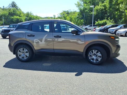 Certified 2025 Nissan Kicks S AWD/4WD image 4