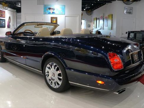 Used 2007 Bentley Azure image 8
