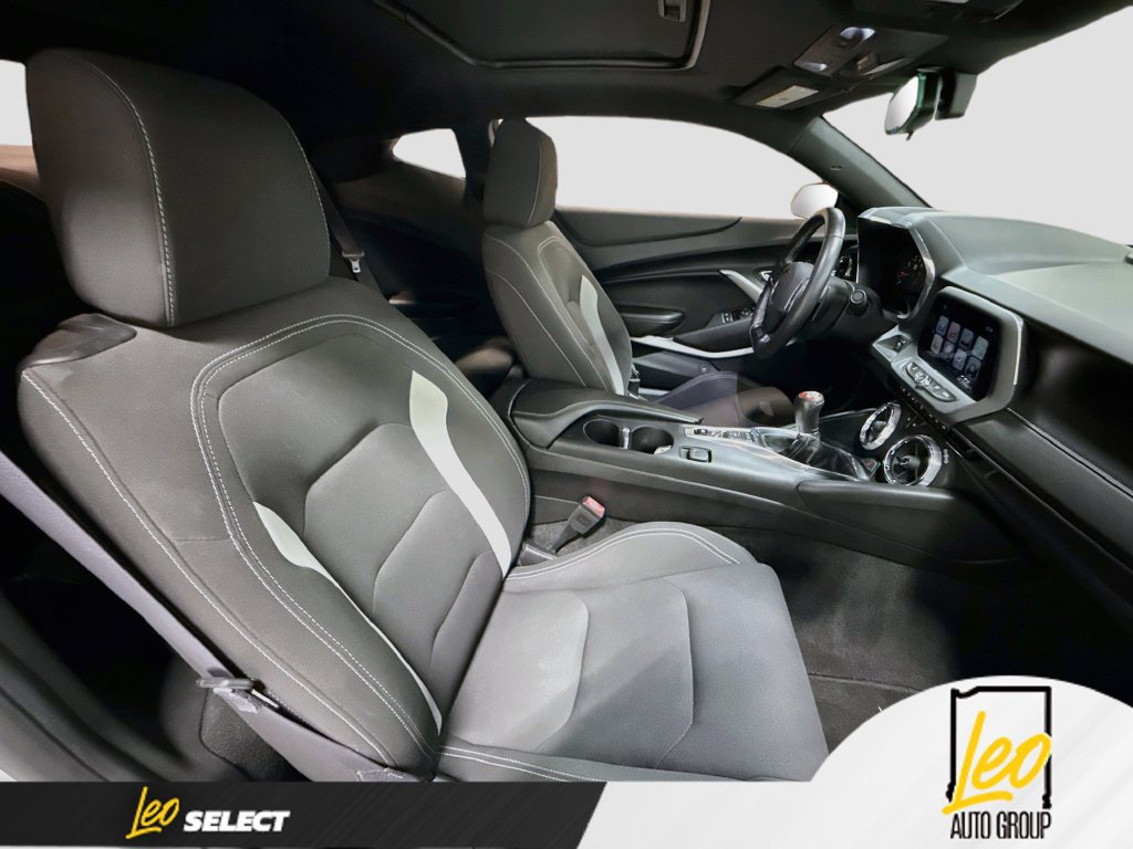Used 2017 Chevrolet Camaro SS RWD image 29