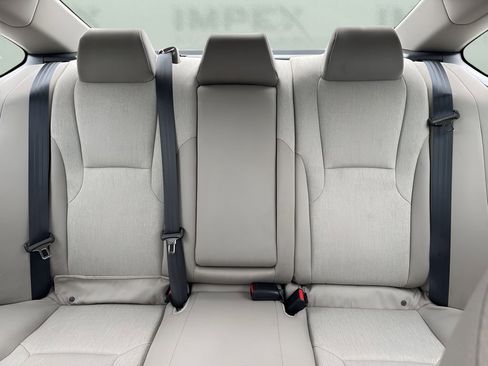 Used 2024 Honda Accord EX image 12