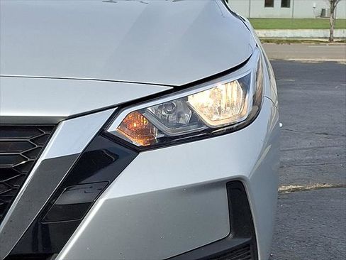 Used 2023 Nissan Sentra SV image 19