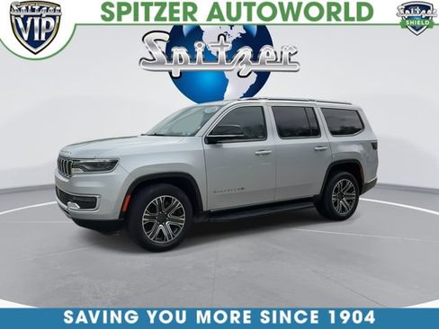 Used 2024 Jeep Wagoneer Series II w/ Flexible Seating Group AWD/4WD image 4