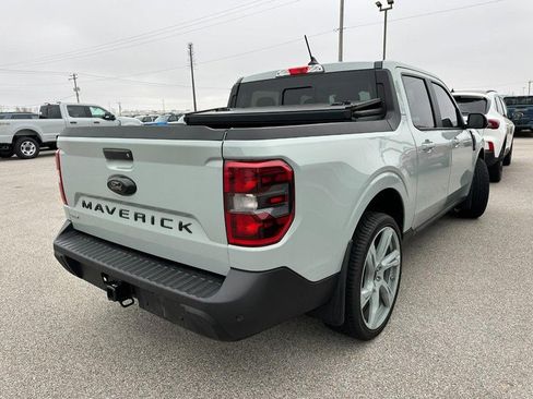 Used 2024 Ford Maverick Lariat w/ Black Appearance Package image 3