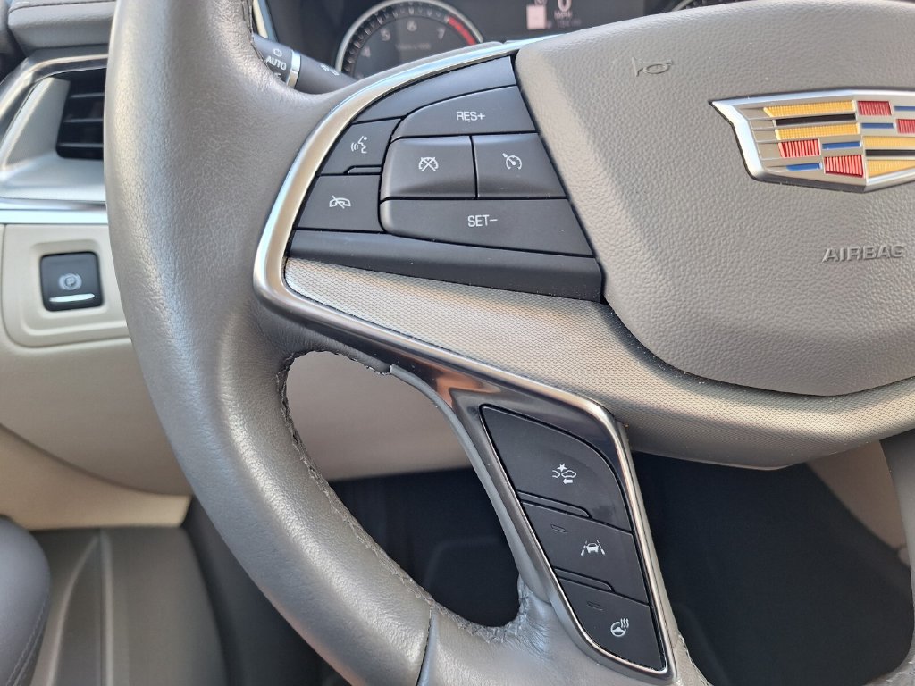 Used 2022 Cadillac XT5 Premium Luxury FWD image 22