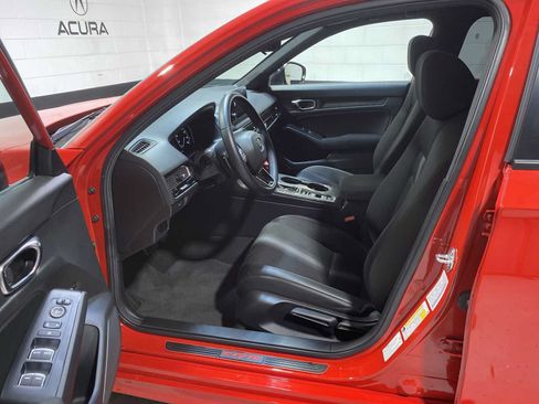 Used 2025 Honda Civic Sport image 2