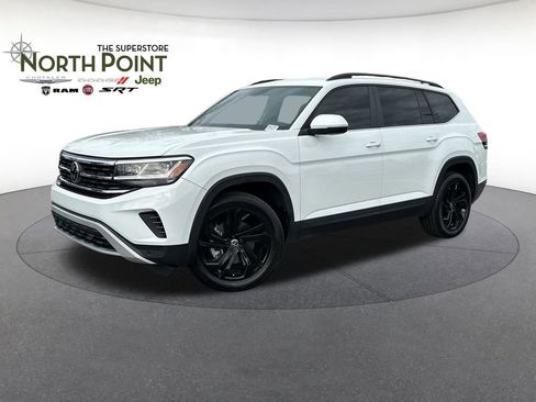 Used 2022 Volkswagen Atlas SE image 1