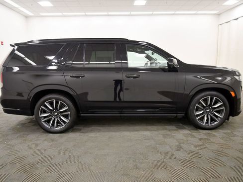 Used 2022 Cadillac Escalade Sport w/ Touring Package AWD/4WD image 10
