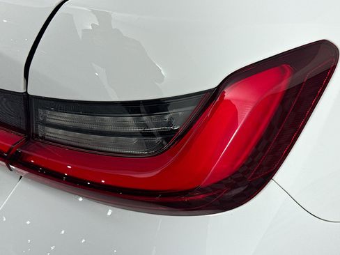 Used 2023 BMW 330i xDrive Sedan w/ Premium Package image 33