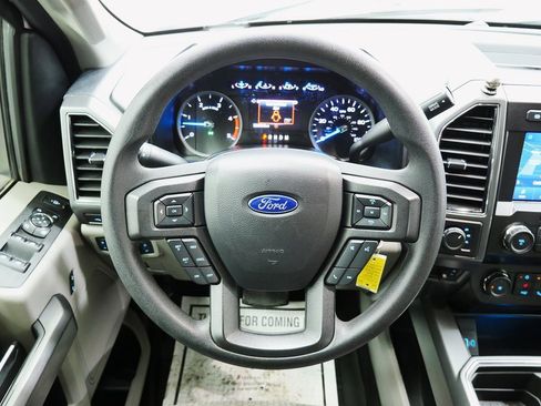 Used 2020 Ford F350 XLT w/ XLT Premium Package image 23