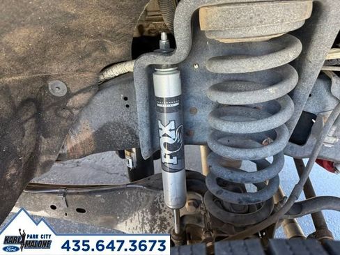 Used 2016 Ford F550 4x4 Crew Cab Super Duty w/ Power Equipment Group image 9