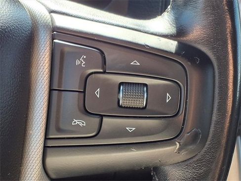 Used 2021 GMC Yukon XL Denali image 15