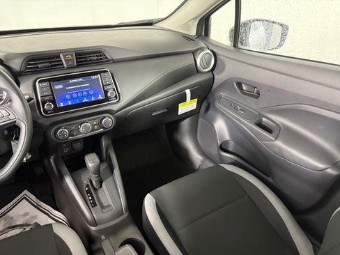 Used 2025 Nissan Versa S w/ Electronics Package FWD image 35