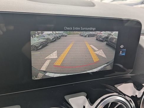 Certified 2022 Mercedes-Benz GLA 250 4MATIC w/ Premium Package Lite image 8