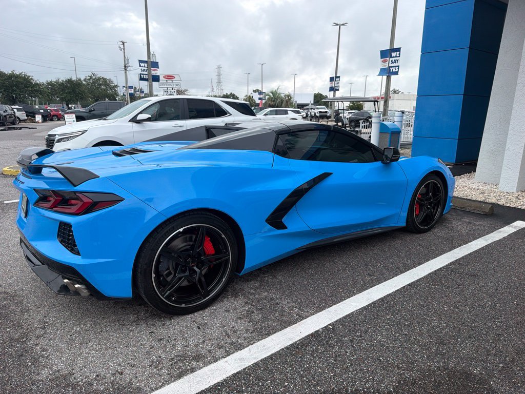 Used 2022 Chevrolet Corvette Stingray Premium Conv w/ Z51 Performance Package RWD image 5