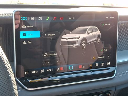 New 2026 Volkswagen Tiguan SE R-Line image 12