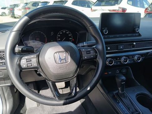 Used 2023 Honda Civic EX image 18