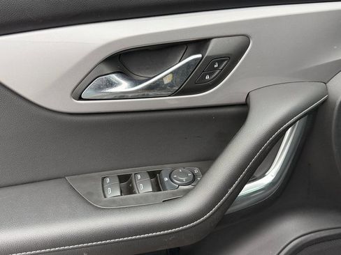 Used 2025 Chevrolet Blazer LT image 19