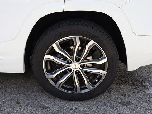 Used 2020 GMC Terrain Denali w/ Denali Premium Package FWD image 22