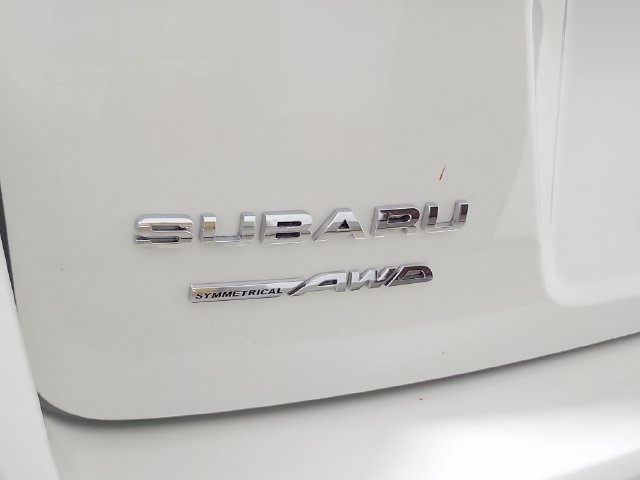 Used 2023 Subaru Crosstrek 2.0i Premium AWD/4WD image 9