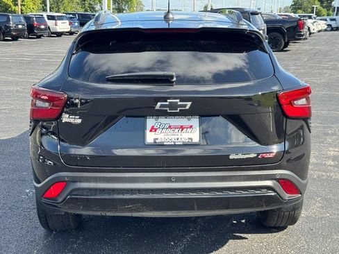 Used 2025 Chevrolet Trax RS w/ Driver Confidence Package FWD image 5