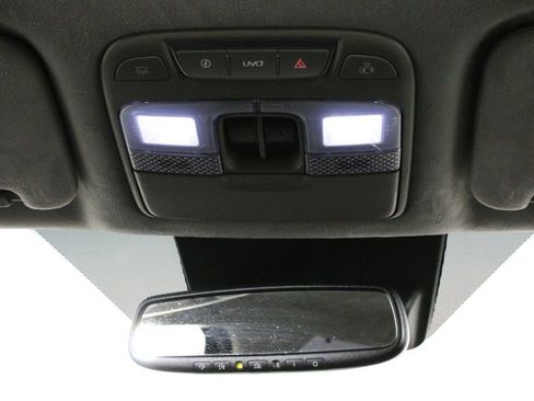 Used 2022 Kia Telluride SX w/ SX Prestige Package image 33