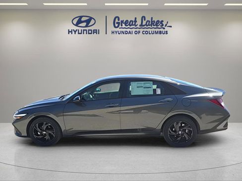 New 2026 Hyundai Elantra Sport FWD image 3