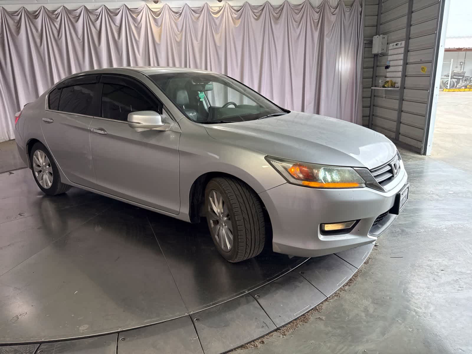 Used 2013 Honda Accord EX-L image 2